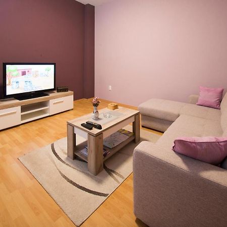 דירות בלגרד Sasa House מראה חיצוני תמונה